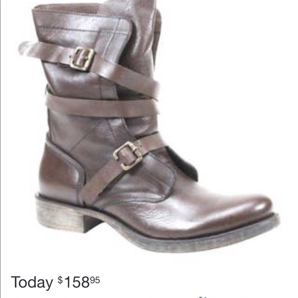 Diba True Leather Booties Size 9.5